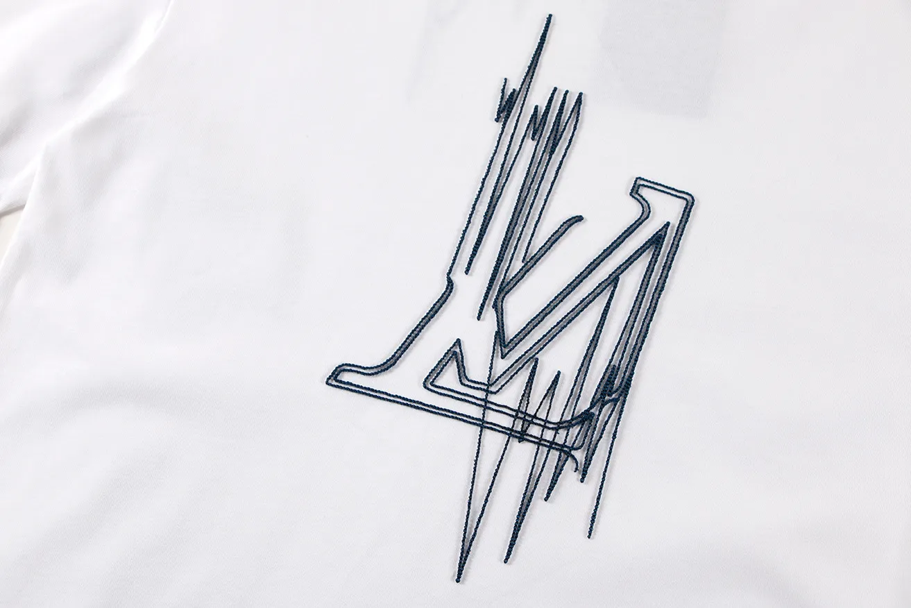 🅿️160 Style: 2026 new Louis Vuitton short-sleeved T-shirt Material: High version 300g double yarn combed cotton Size: S～XL Color: black white Style number: H2003